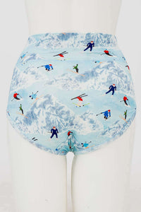 Back view showing seamless design and all-over skier print