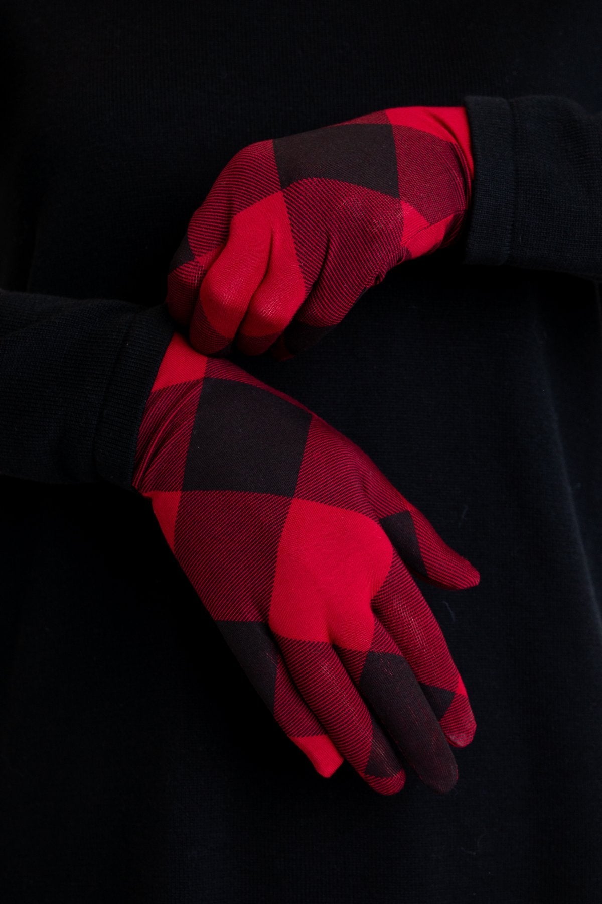 Red plaid print natural bamboo fiber women's gloves.