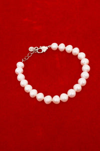 White Pearl Bracelet
