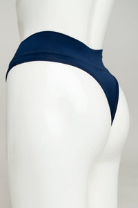La Thong, Indigo, Bamboo