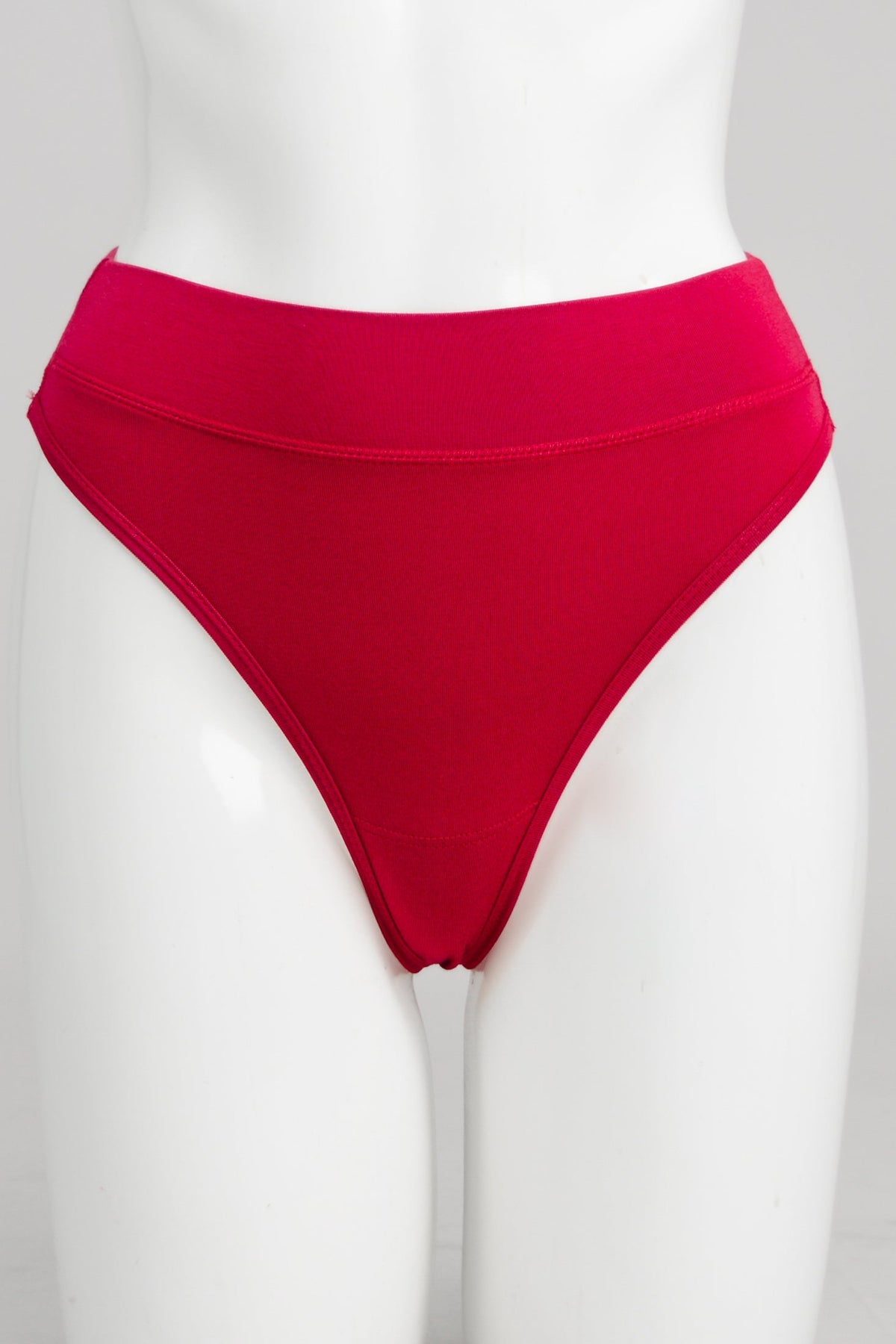 La Thong, Lipstick, Bamboo
