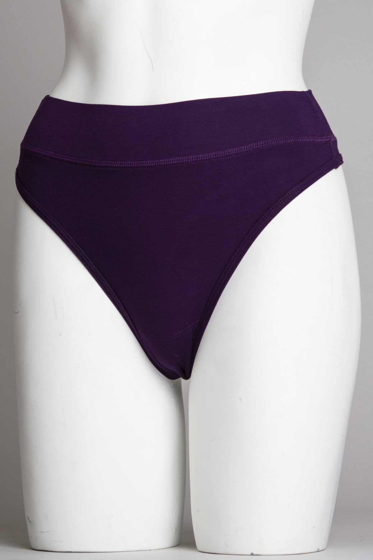La Thong, Royale, Bamboo