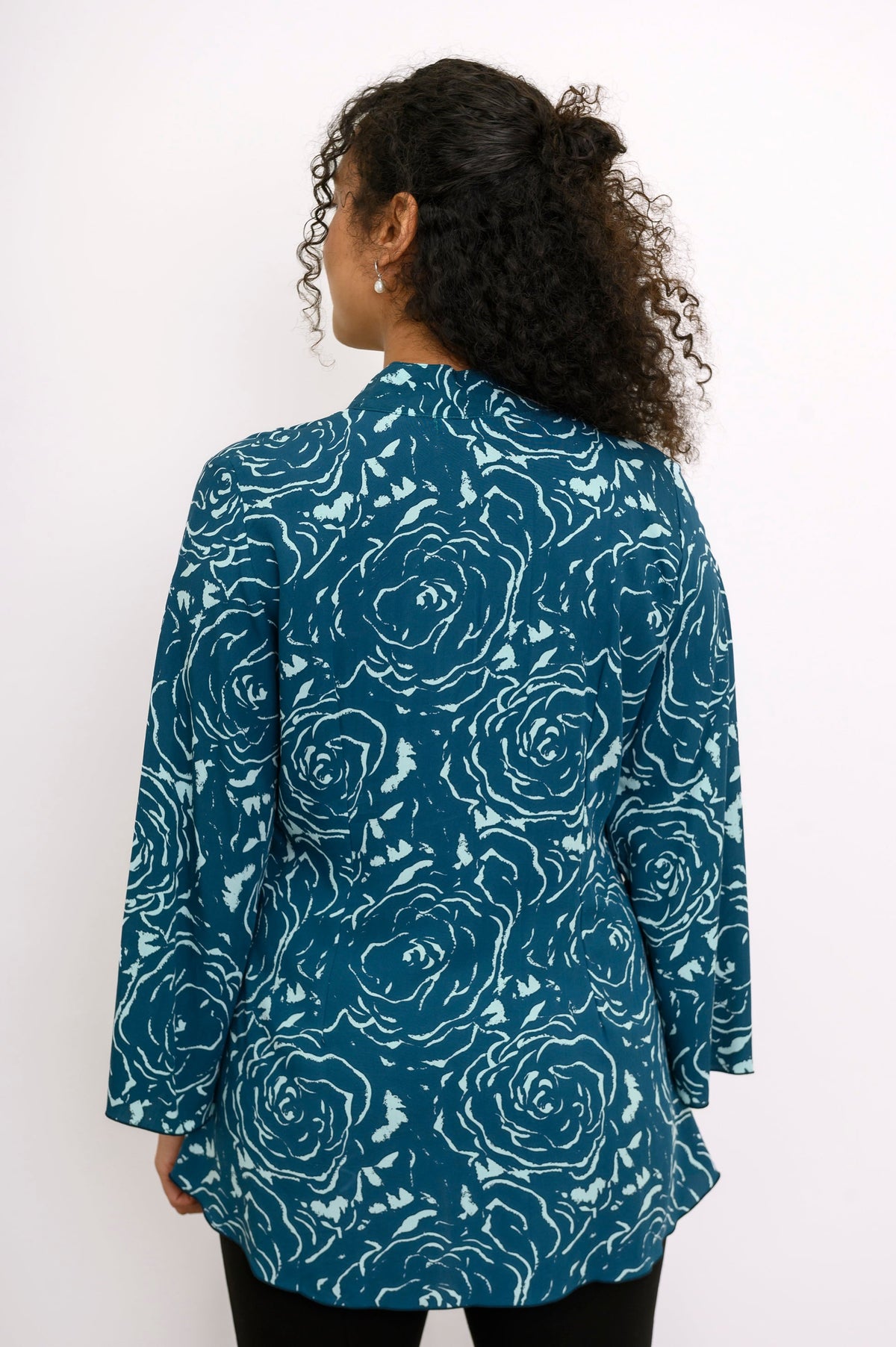 Mar Blouse, Big Teal Rose