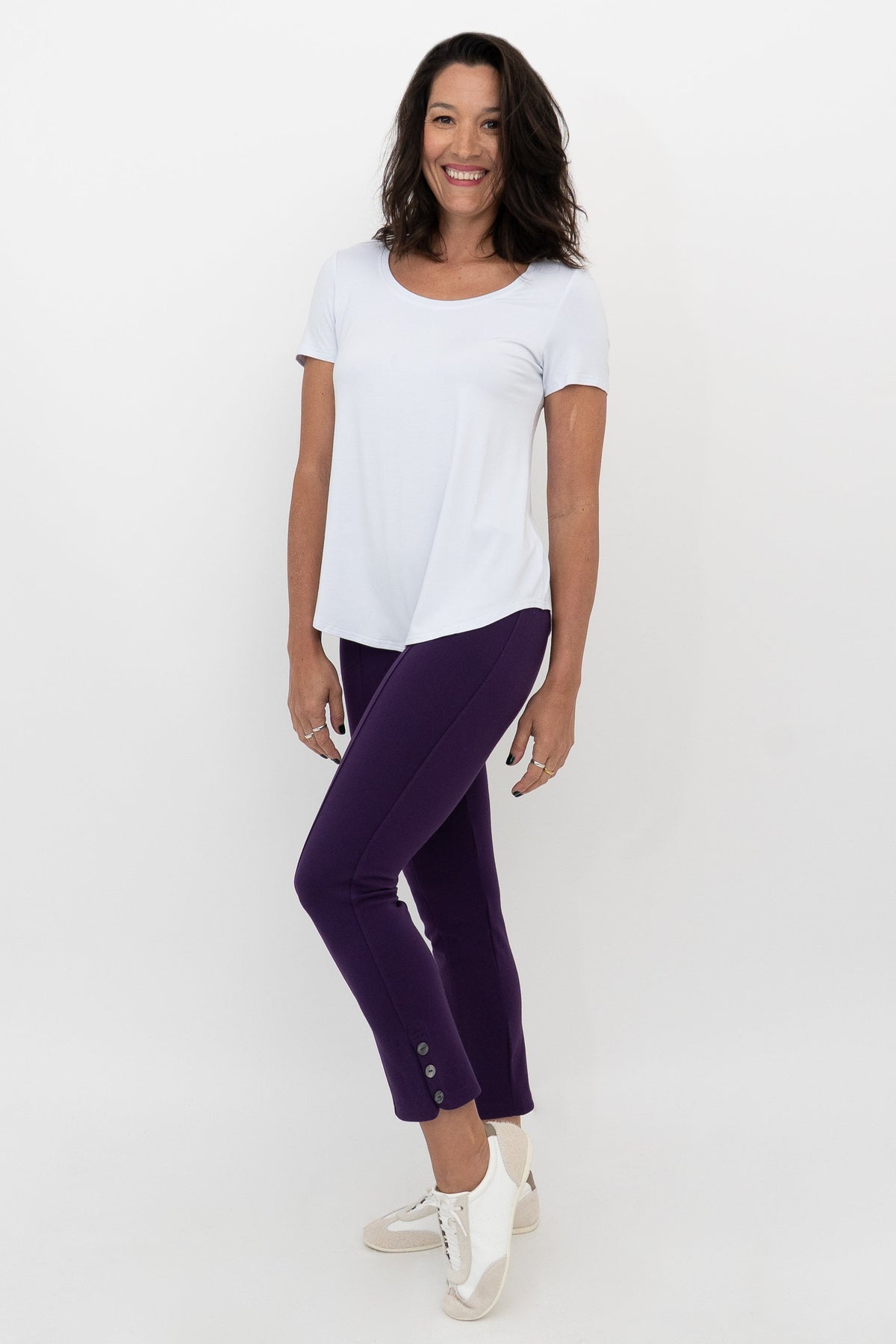 Nadine Crop, Royale, Modal