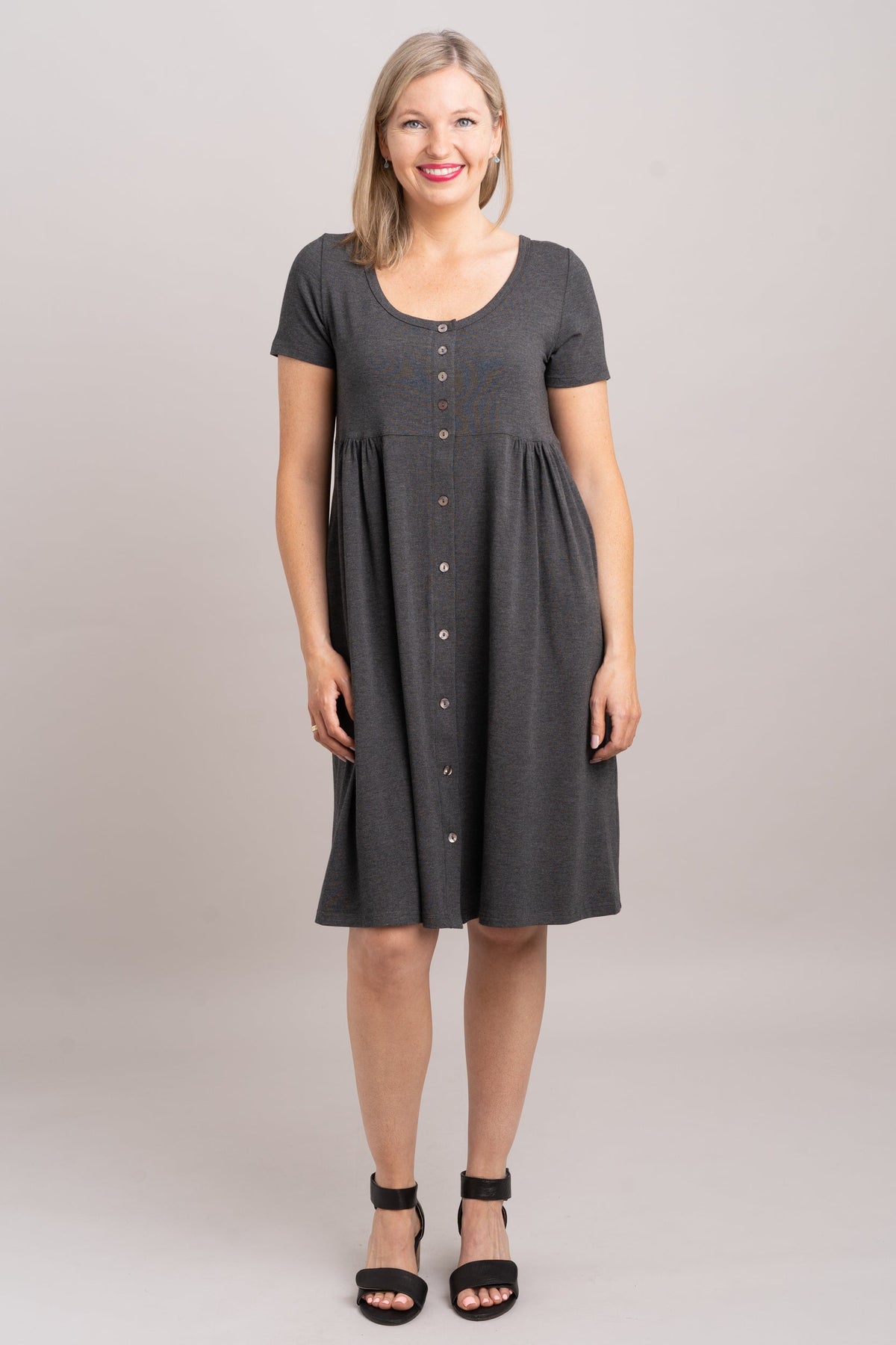 Nelly Short Sleeve Dress, Graphite, Bamboo - Final Sale