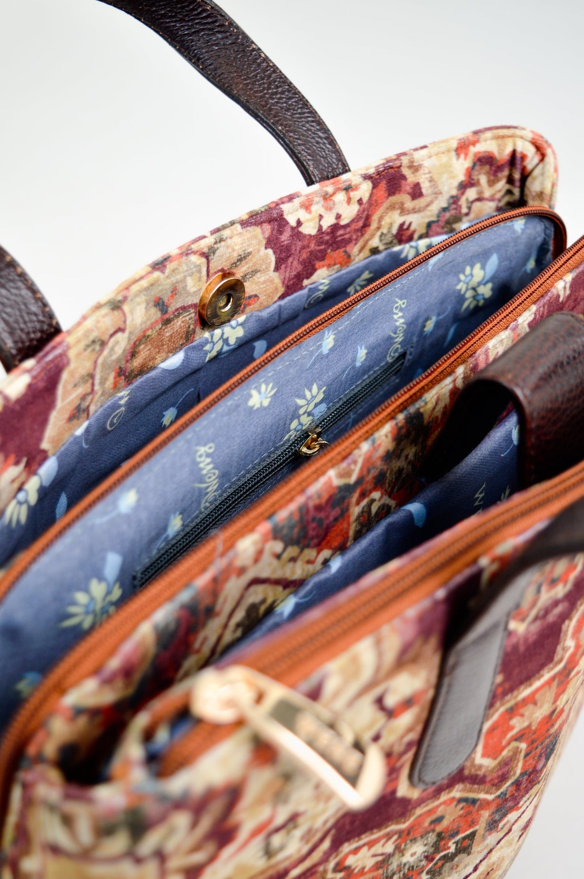 Tapestry Bag, Mosaci