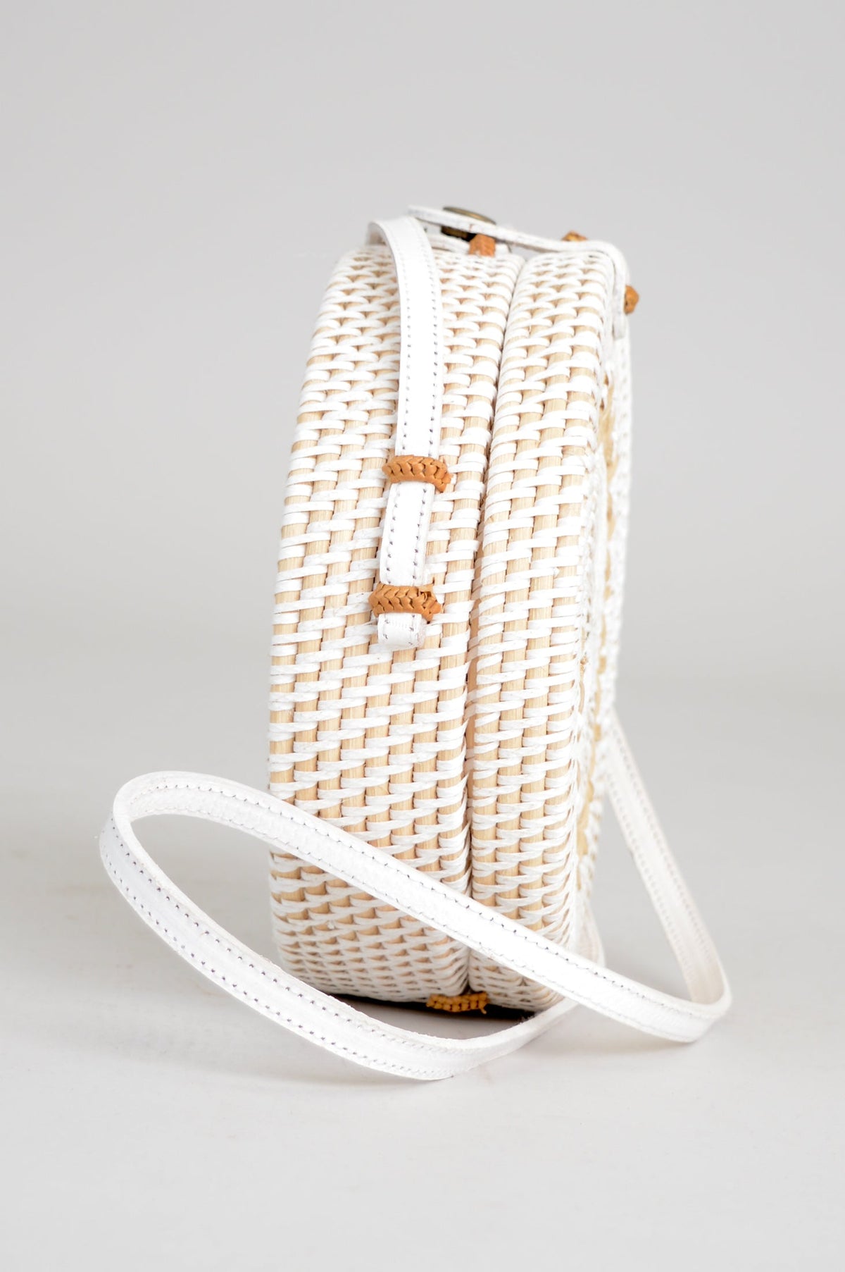 Unique Round Rattan Purse, White