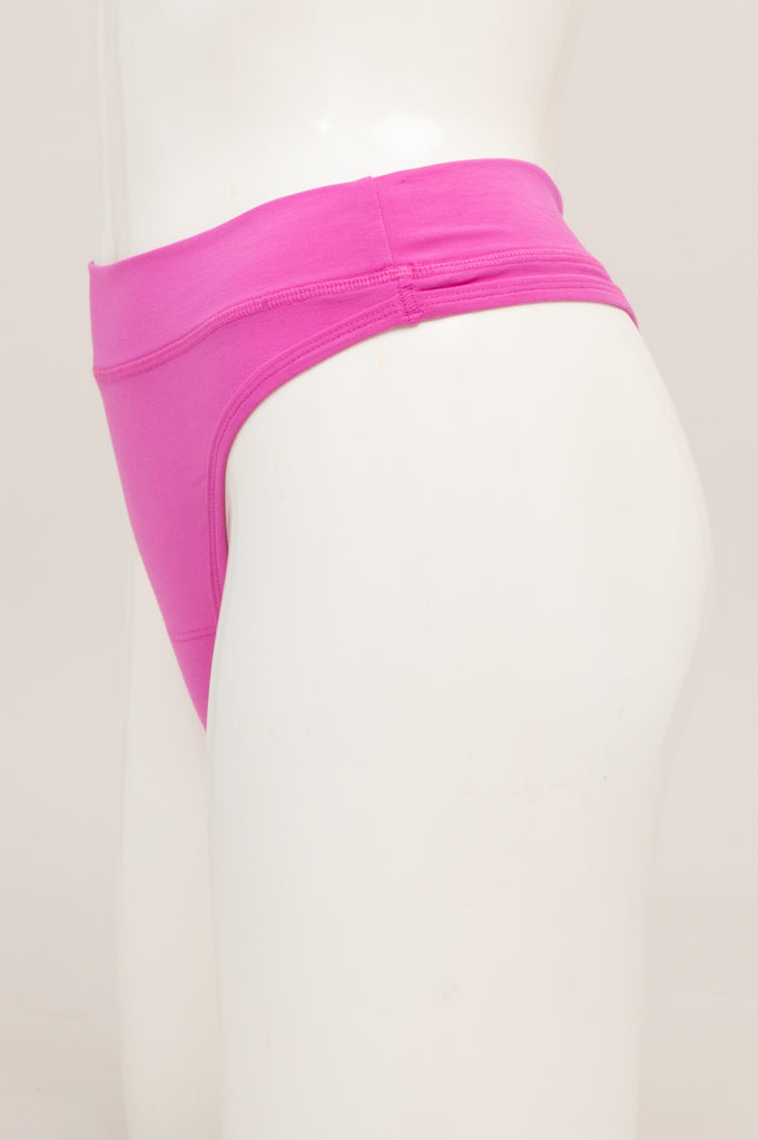La Thong, Pink, Bamboo