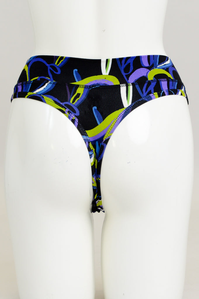 La Thong, Swiggle, Bamboo