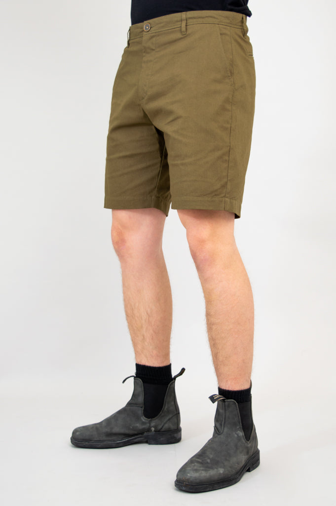 Michael Shorts, Chino Khaki