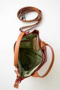 Adrian Klis 1915 Purse, Red/Tan, Leather
