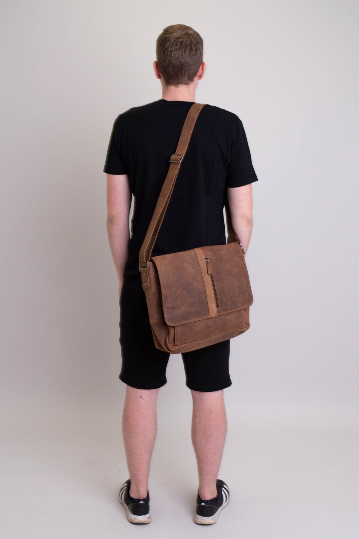 Adrian Klis 2751 Messenger Bag, Buffalo Leather