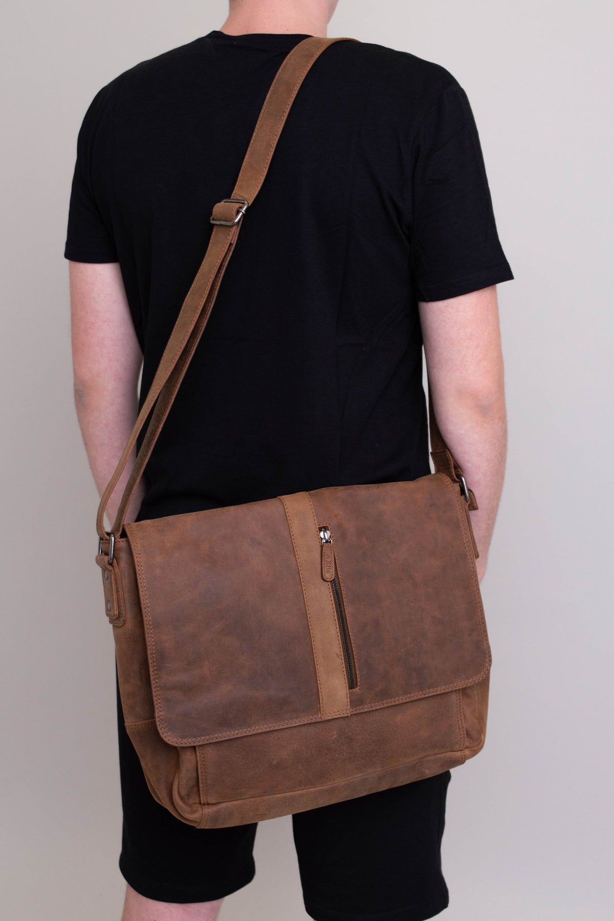 Adrian Klis 2751 Messenger Bag, Buffalo Leather